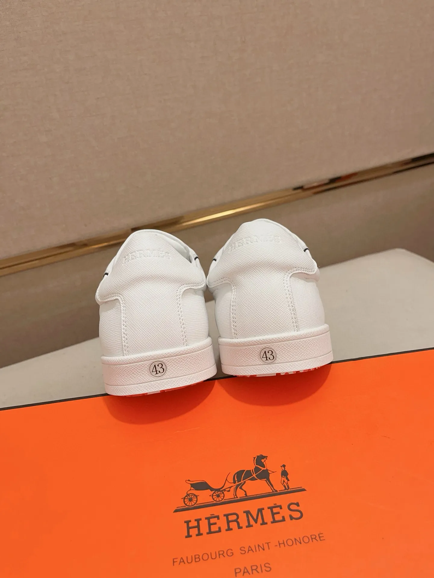 Men's clothing and shoes💰: 400💰《HERMES》【Classic Original Version】Hermès; Top 🔝 Purchasing Agency 🔍🔍Men's latest 🇺🇸 counter sales simultaneously, original ▲▲cowhide imported from Italy ▲▲Exquisite workmanship (Italian 🇮🇹Imported water-dyed 🐂cowhide lining) sole: original sole provided by the original factory, ⚠️exclusive double-layer activity·TPR·rubber·combined molded outsole; Code number: 38-44 (45/46 can be customized, non-refundable)